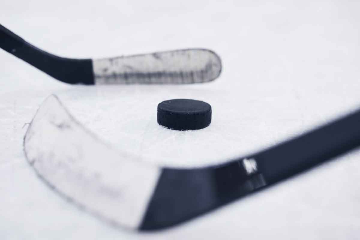 Ice-Hockey-Uniforms